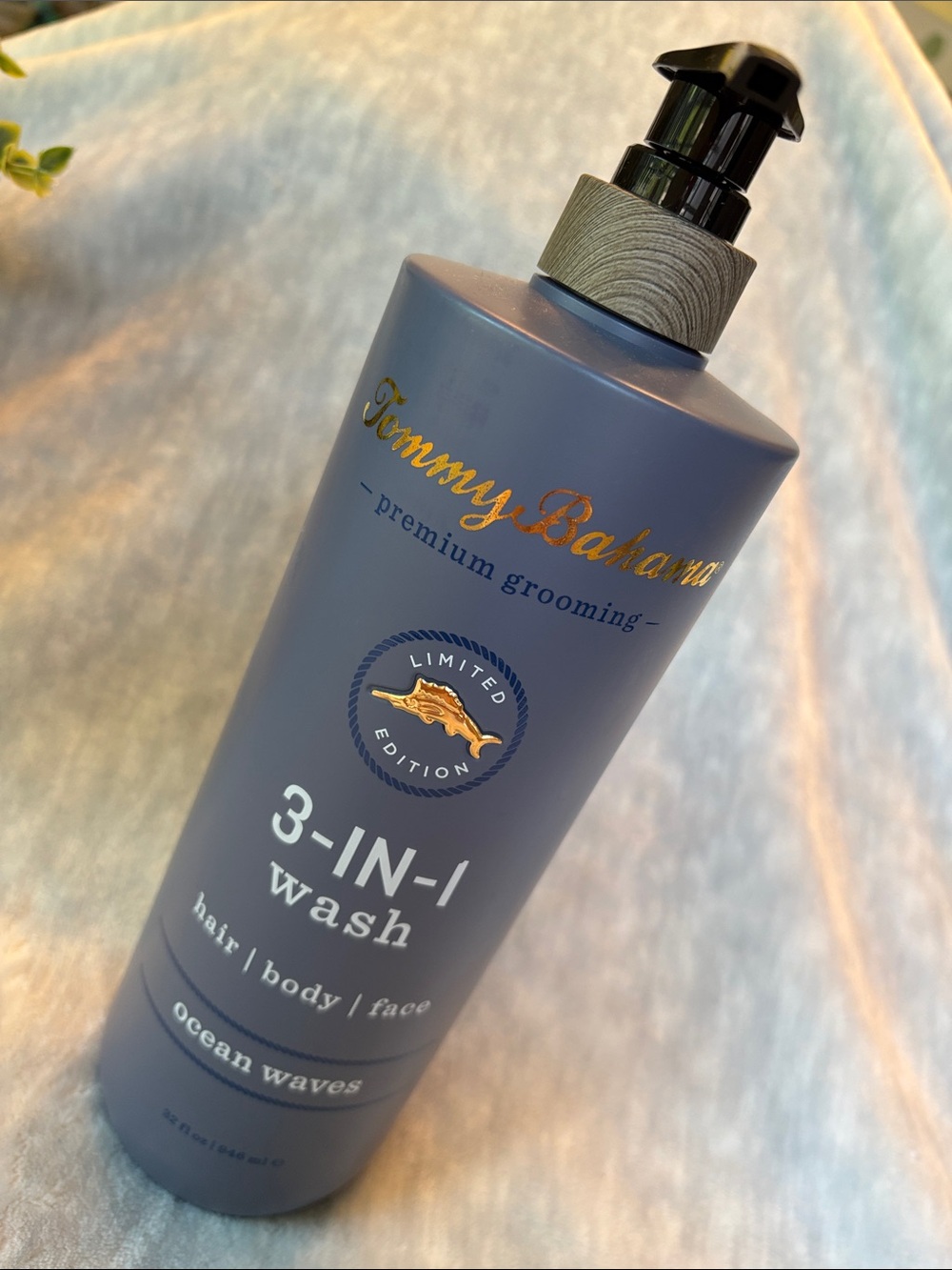 Tommy Bahama Premium Grooming Scent Ocean Waves 3-in-1 Cleanser NWT XL 32oz
